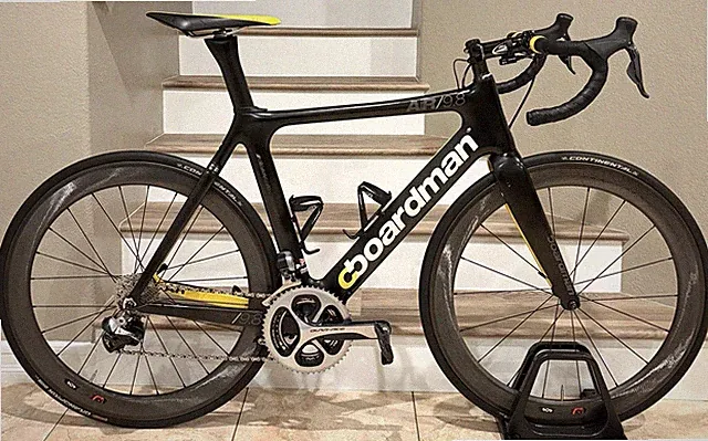 BOARDMAN AIR 9.8 Carbon Di2 Triathlon/Aero Road Bike Medium/Large Dura-Ace/ZIPP
