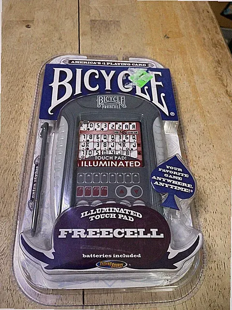 NEW BICYCLE FREECELL Illuminated Touch Pad Electronic Handheld Card Game 2008